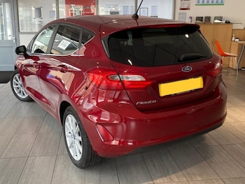 Used Ford Fiesta 2017 for sale - 75639254: Photo