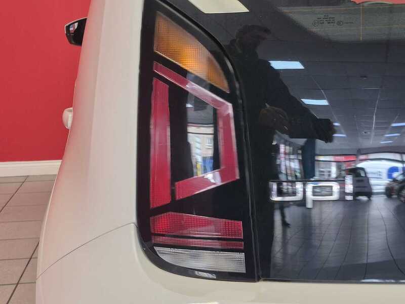 Used Volkswagen up! 2018 for sale - 76594503: Photo 11