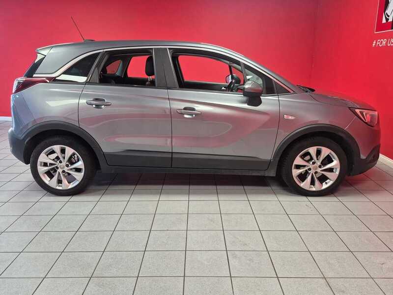 Used Vauxhall Crossland X 2018 for sale - 76596046: Photo 2