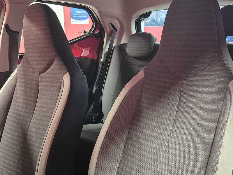 Used Toyota AYGO 2018 for sale - 76596050: Photo 15