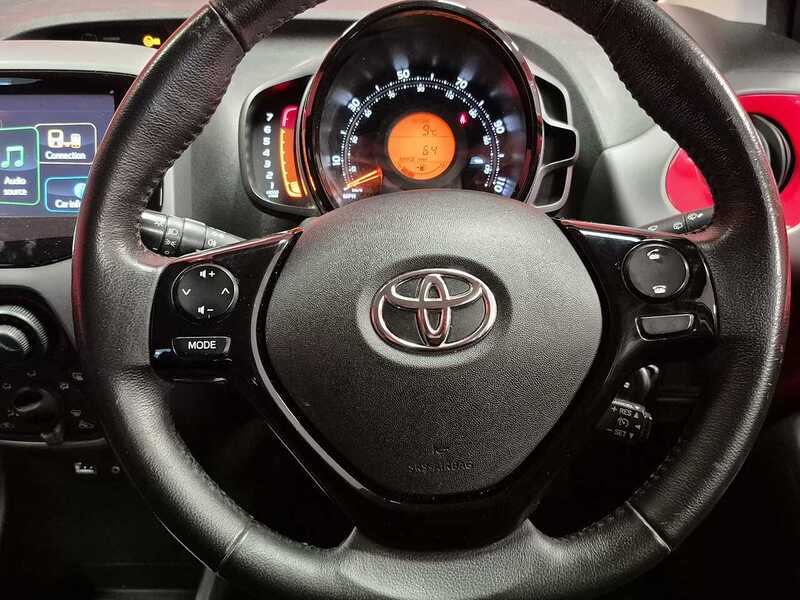 Used Toyota AYGO 2018 for sale - 76596050: Photo 9