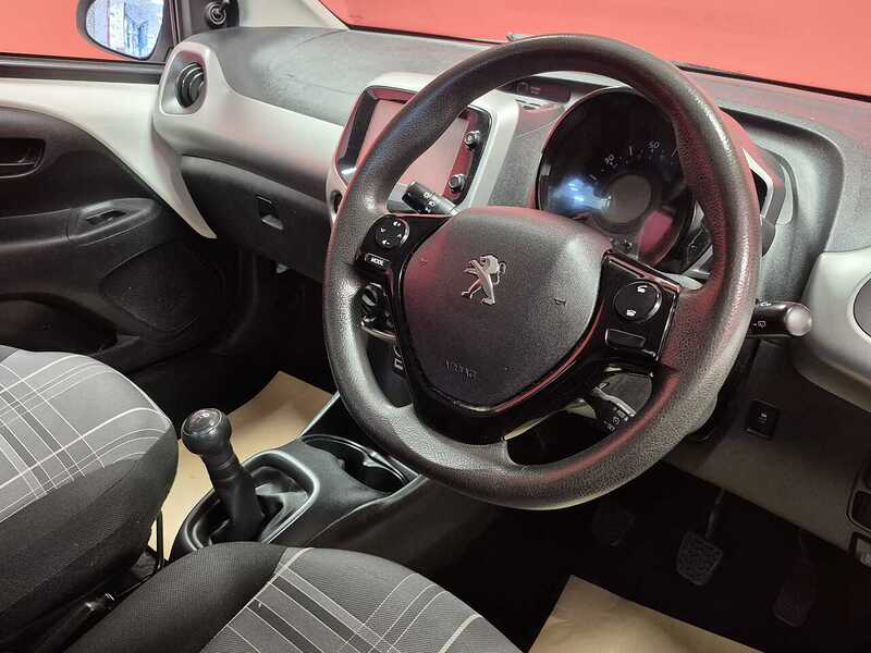 Used Peugeot 108 2018 for sale - 76596026: Photo 13