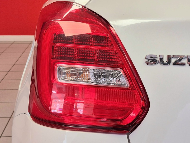 Used Suzuki Swift 2018 for sale - 76180789: Photo 24