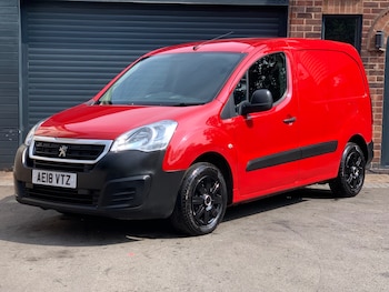 Used Peugeot Partner 2018 for sale - 79247460: Photo