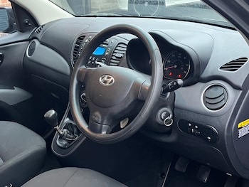 Used Hyundai i10 2013 for sale - 77423154: Photo