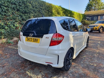 Used Honda Jazz 2013 for sale - 76951528: Photo