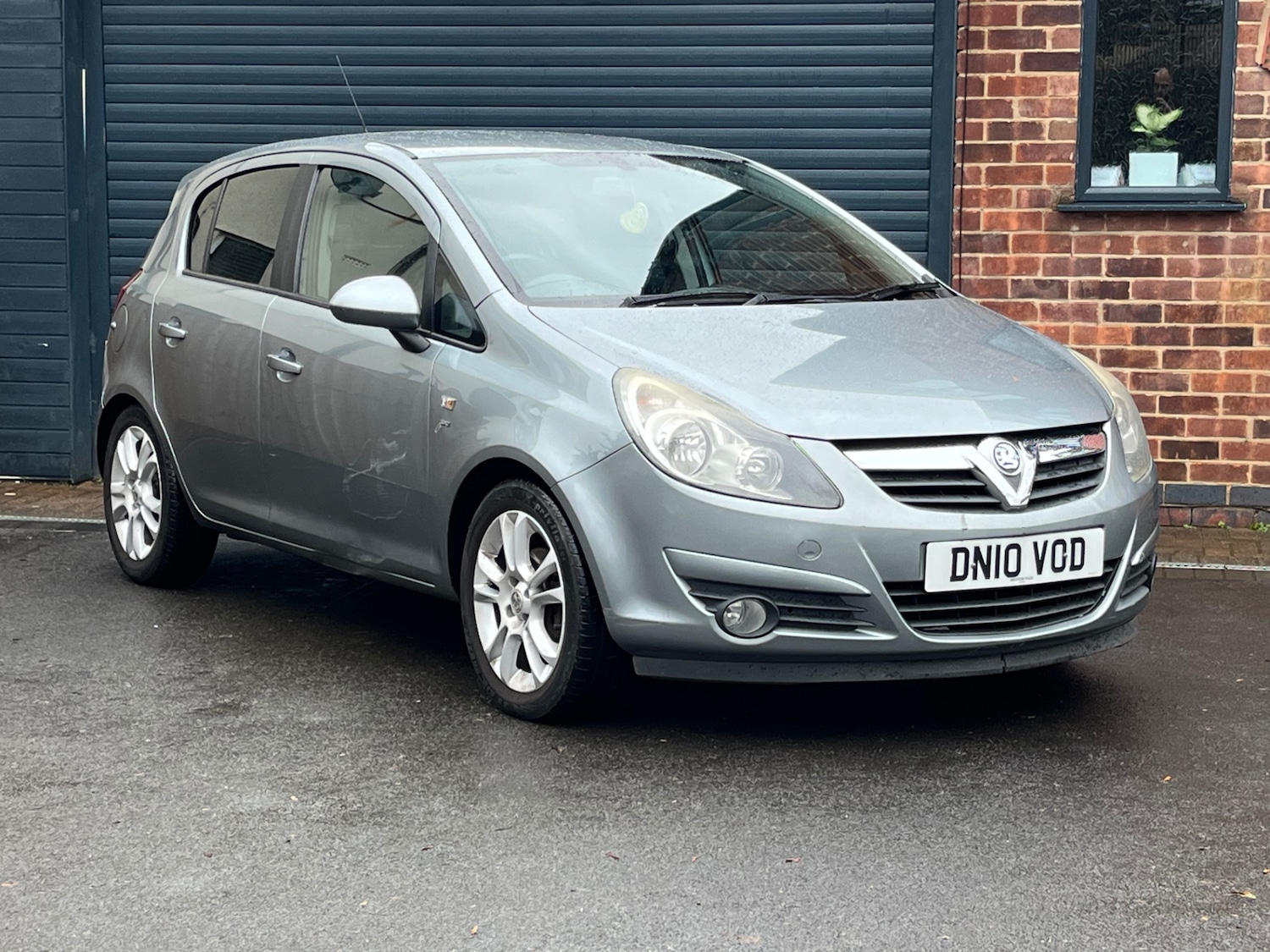 Used Vauxhall Corsa 2010 for sale - 76891826: Photo 1