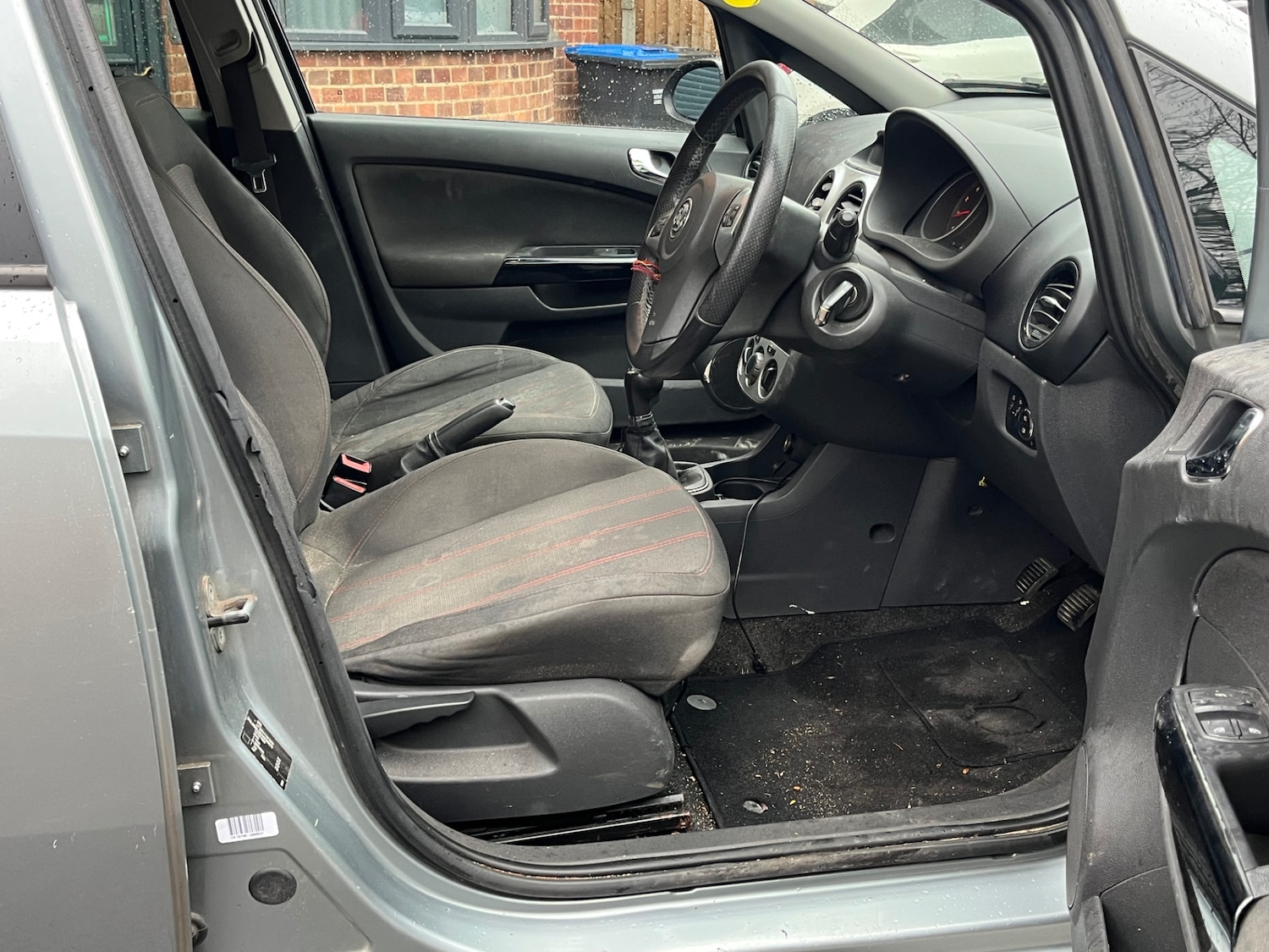 Used Vauxhall Corsa 2010 for sale - 76891826: Photo 3