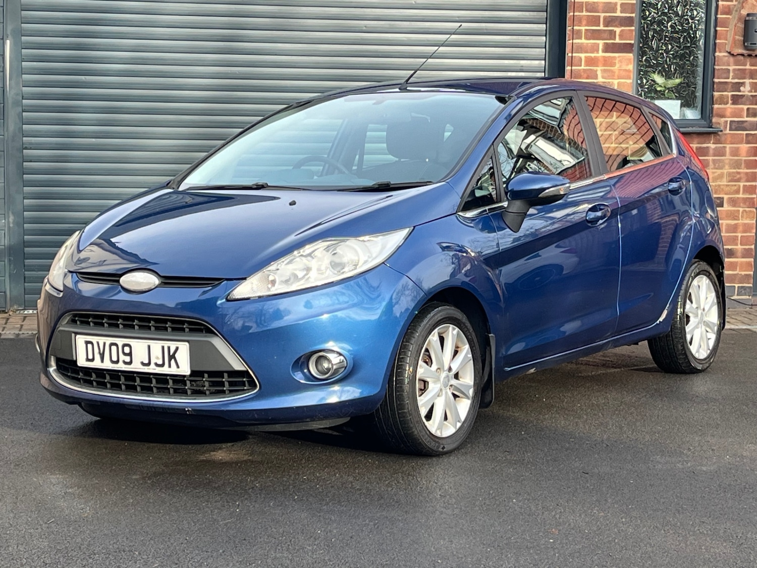 Used Ford Fiesta 2009 for sale - 77195703: Photo 2