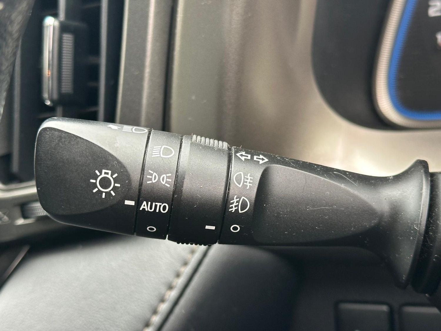 Used Toyota RAV4 2014 for sale - 76402369: Photo 10