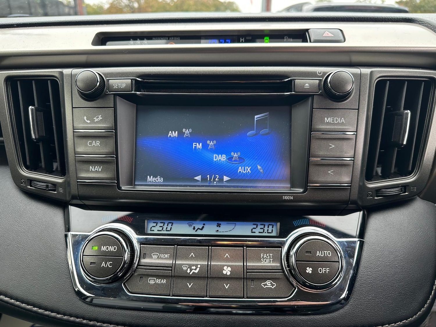 Used Toyota RAV4 2014 for sale - 76402369: Photo 5