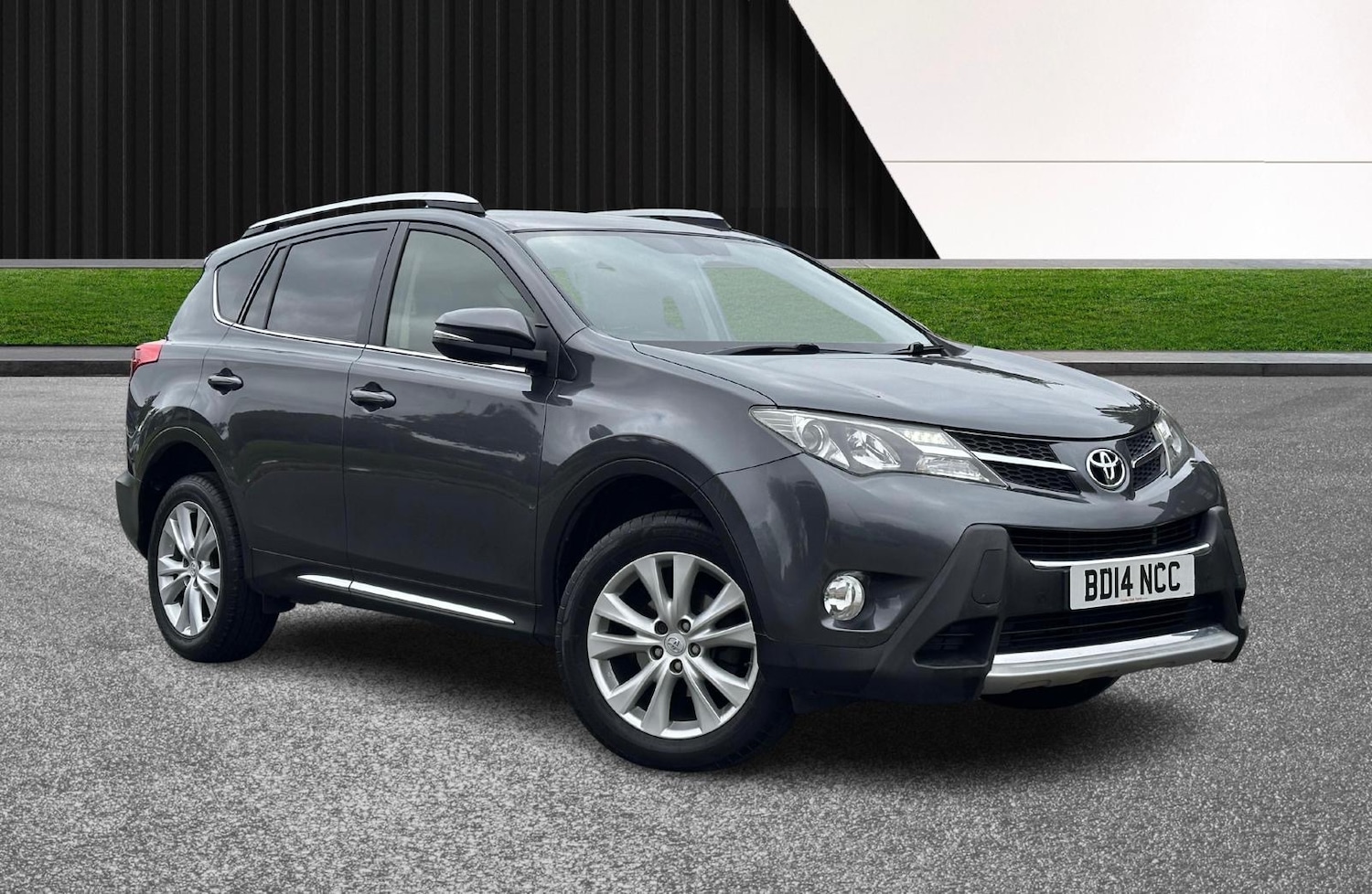 Used Toyota RAV4 2014 for sale - 76402369: Photo 8