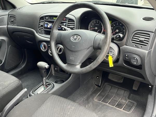 Used Hyundai Accent 2008 for sale - 76265320: Photo 4