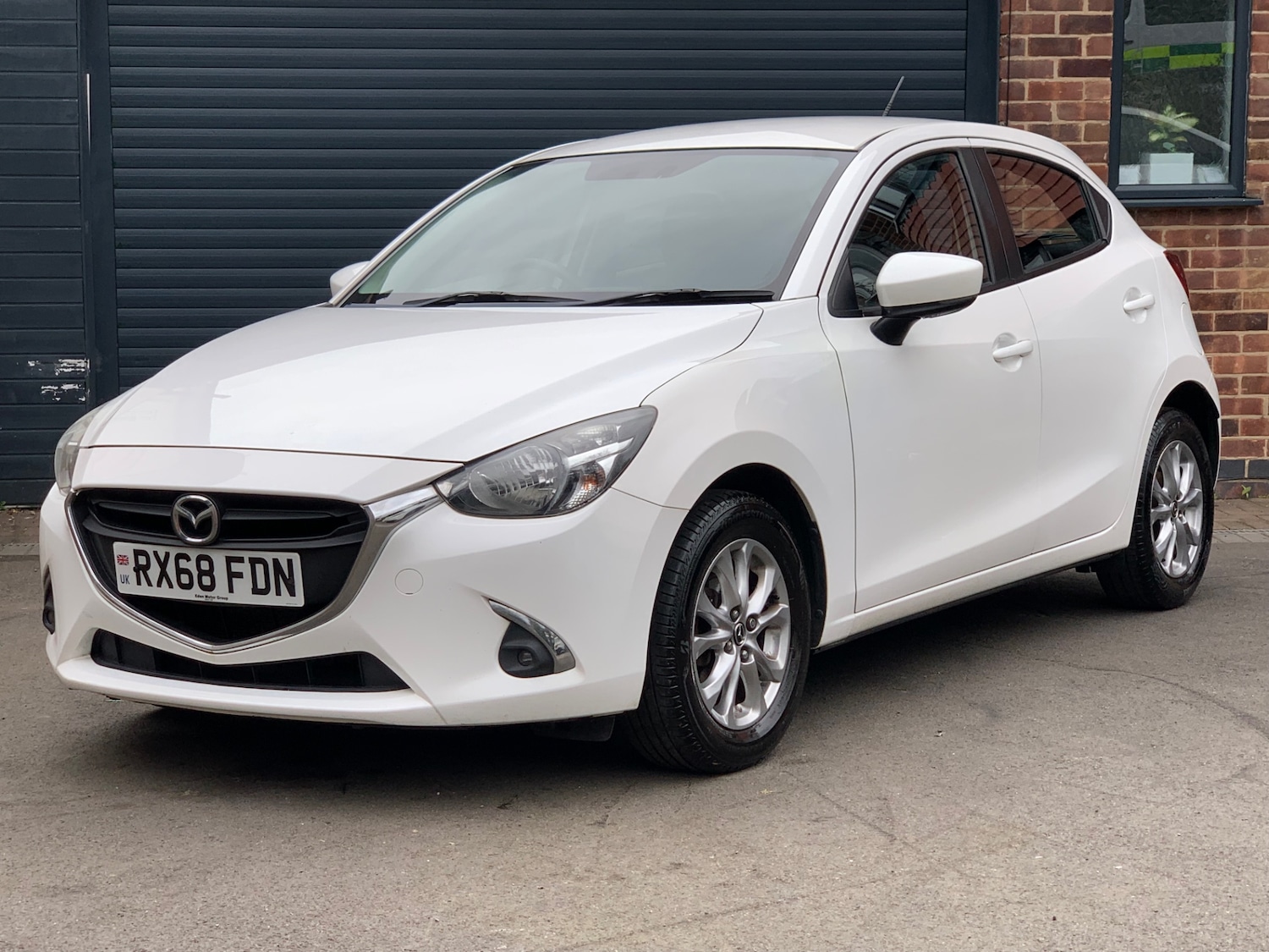 Used Mazda Mazda2 2018 for sale - 78202259: Photo 2