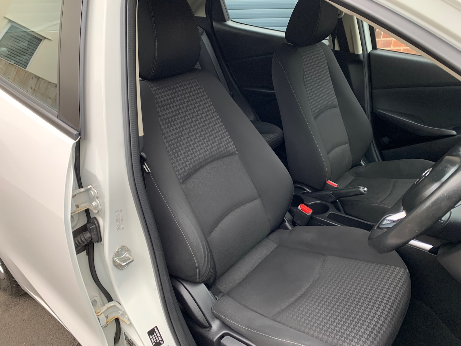 Used Mazda Mazda2 2018 for sale - 78202259: Photo 8