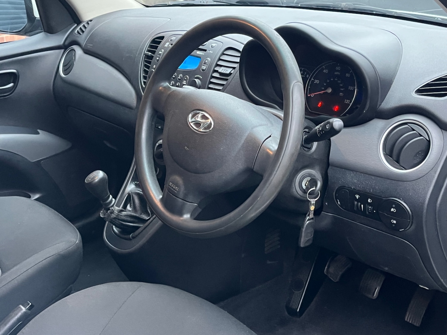 Used Hyundai i10 2012 for sale - 77423749: Photo 6