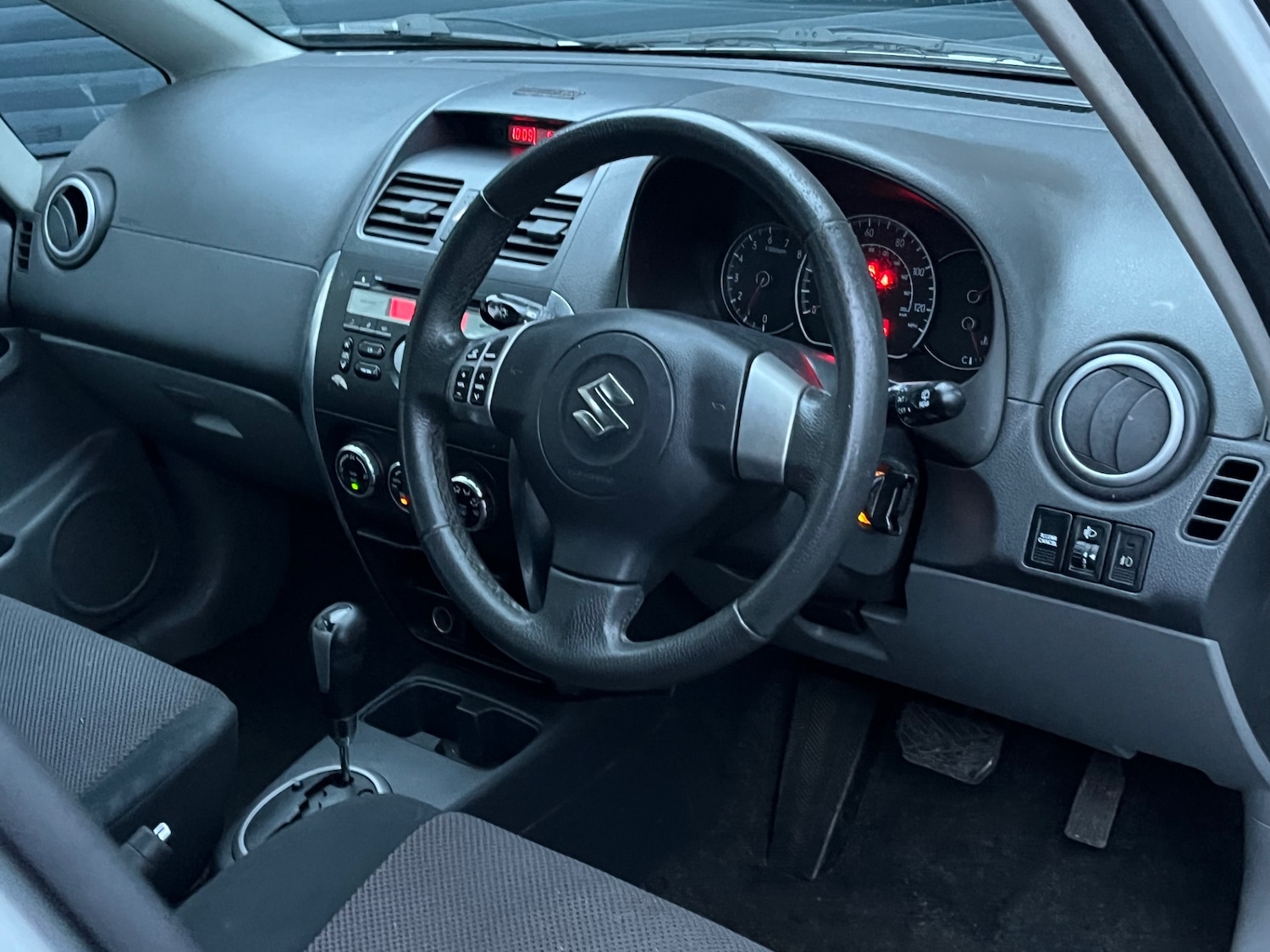 Used Suzuki SX4 2008 for sale - 77319949: Photo 5