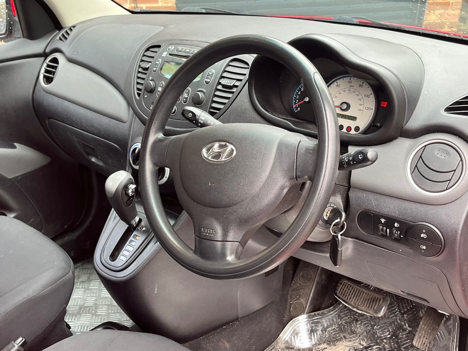 Used Hyundai i10 2010 for sale - 78013030: Photo 5
