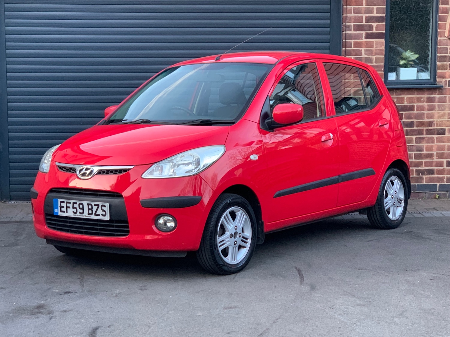 Used Hyundai i10 2010 for sale - 78202149: Photo 2