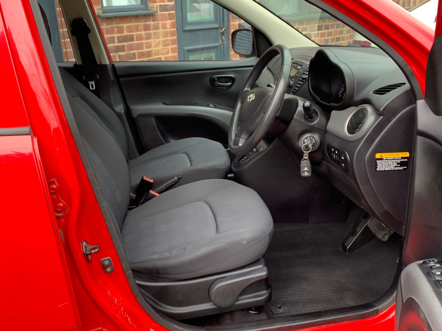 Used Hyundai i10 2010 for sale - 78202149: Photo 6