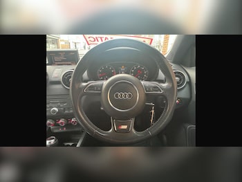 Used Audi A1 2013 for sale - 78521124: Photo