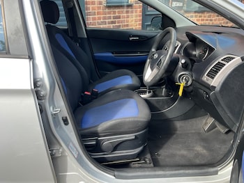 Used Hyundai i20 2009 for sale - 78888904: Photo