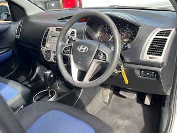 Used Hyundai i20 2009 for sale - 78888904: Photo