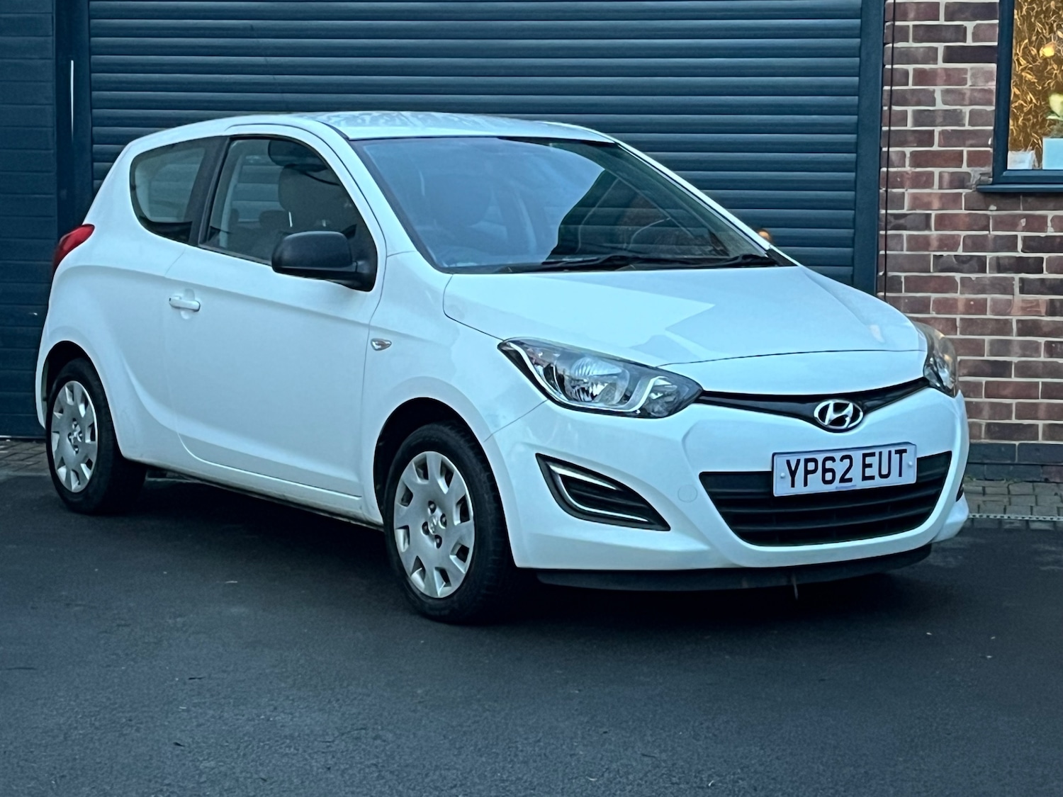 Used Hyundai i20 2012 for sale - 76863700: Photo 1