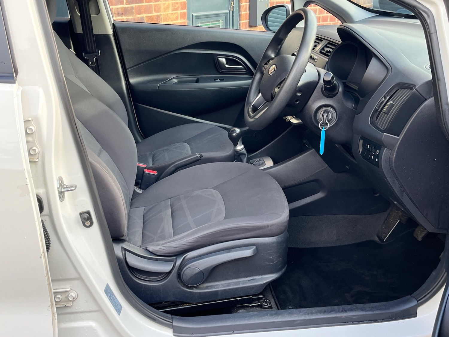 Used Kia Rio 2012 for sale - 76461548: Photo 4