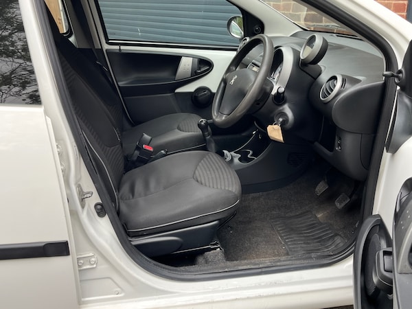 Used Peugeot 107 2014 for sale - 75542938: Photo 7
