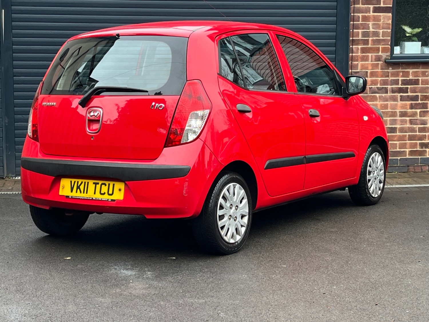 Used Hyundai i10 2011 for sale - 77168126: Photo 3