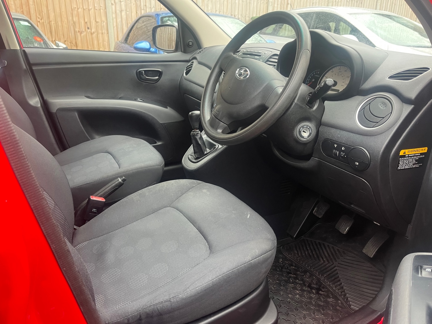 Used Hyundai i10 2011 for sale - 77168126: Photo 7