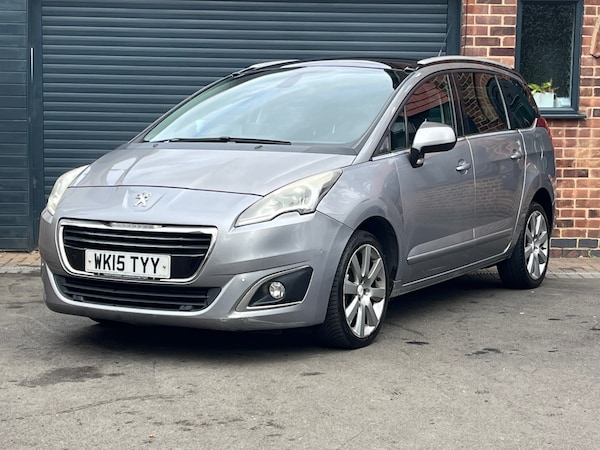 Used Peugeot 5008 2015 for sale - 76287720: Photo 2