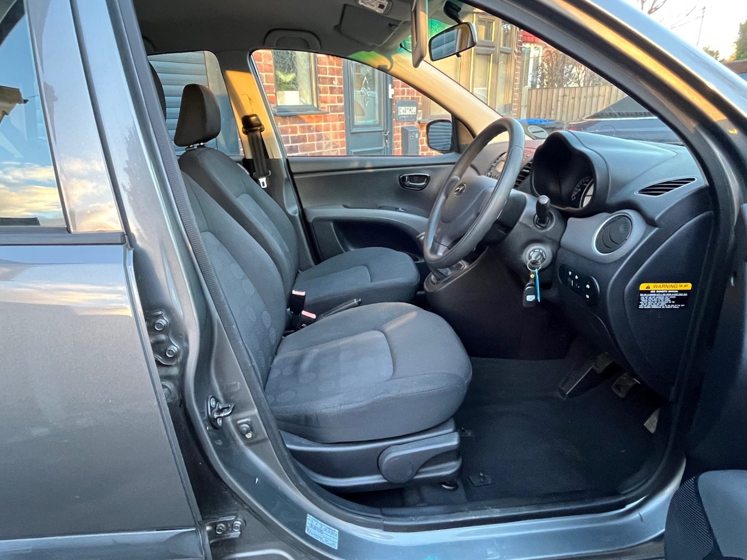 Used Hyundai i10 2010 for sale - 76906416: Photo 6