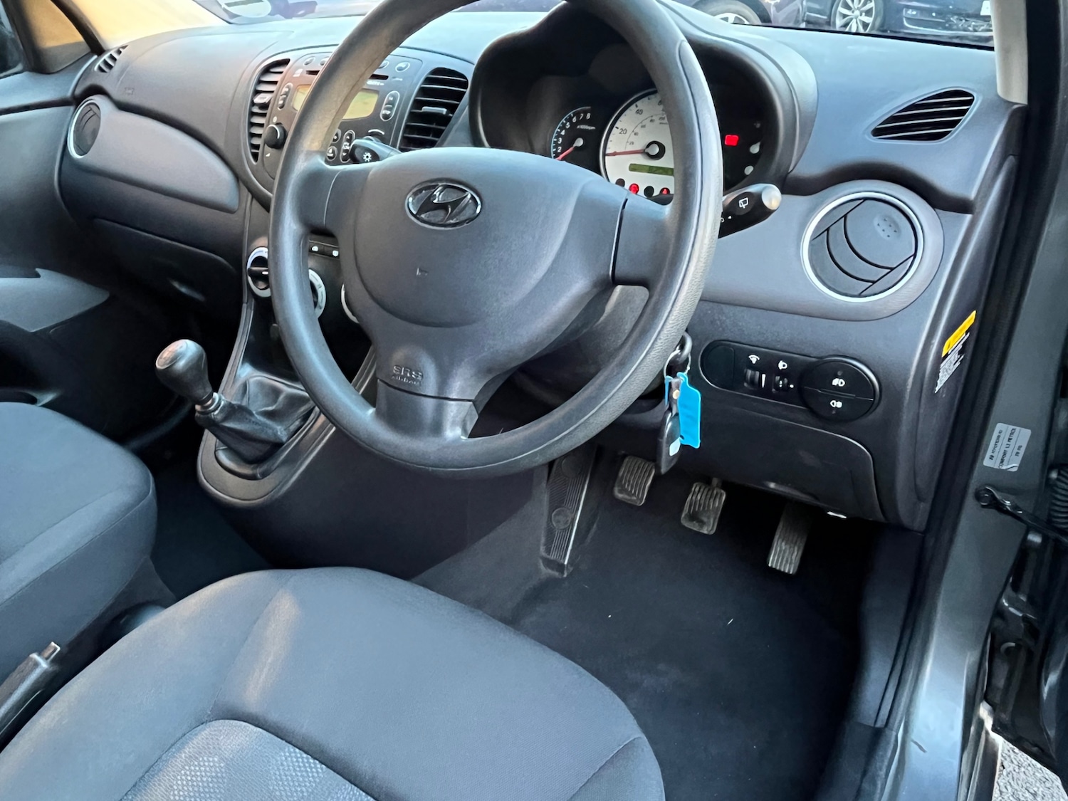 Used Hyundai i10 2010 for sale - 76906416: Photo 7