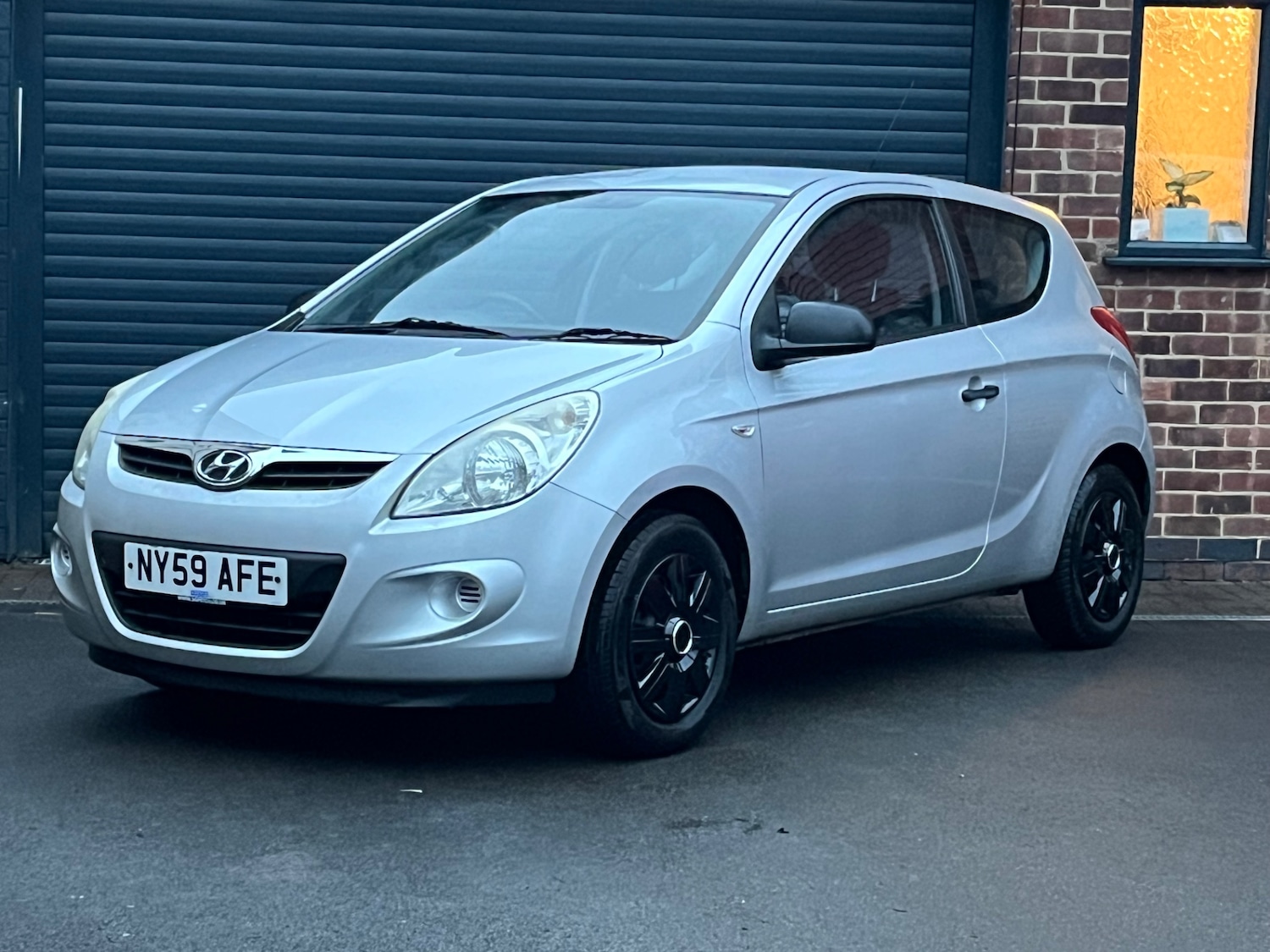 Used Hyundai i20 2010 for sale - 77251481: Photo 2