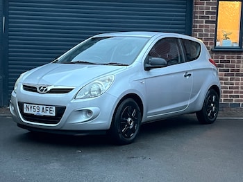 Used Hyundai i20 2010 for sale - 77251481: Photo