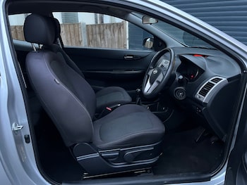 Used Hyundai i20 2010 for sale - 77251481: Photo