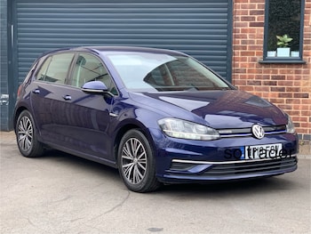 Used Volkswagen Golf 2018 for sale - 78202308: Photo