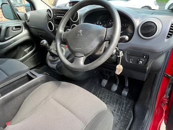 Used Peugeot Partner 2018 for sale - 78687940: Photo