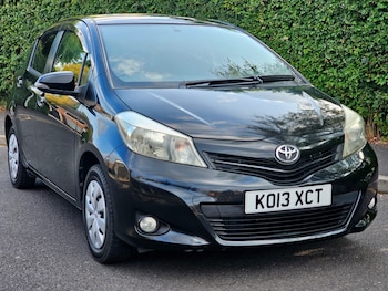 Used Toyota Yaris  for sale - 75612770: Photo