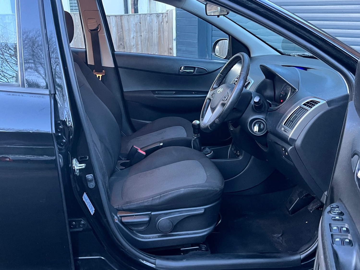 Used Hyundai i20 2013 for sale - 76798977: Photo 7