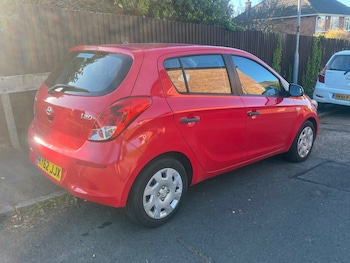 Used Hyundai i20 2012 for sale - 78427985: Photo