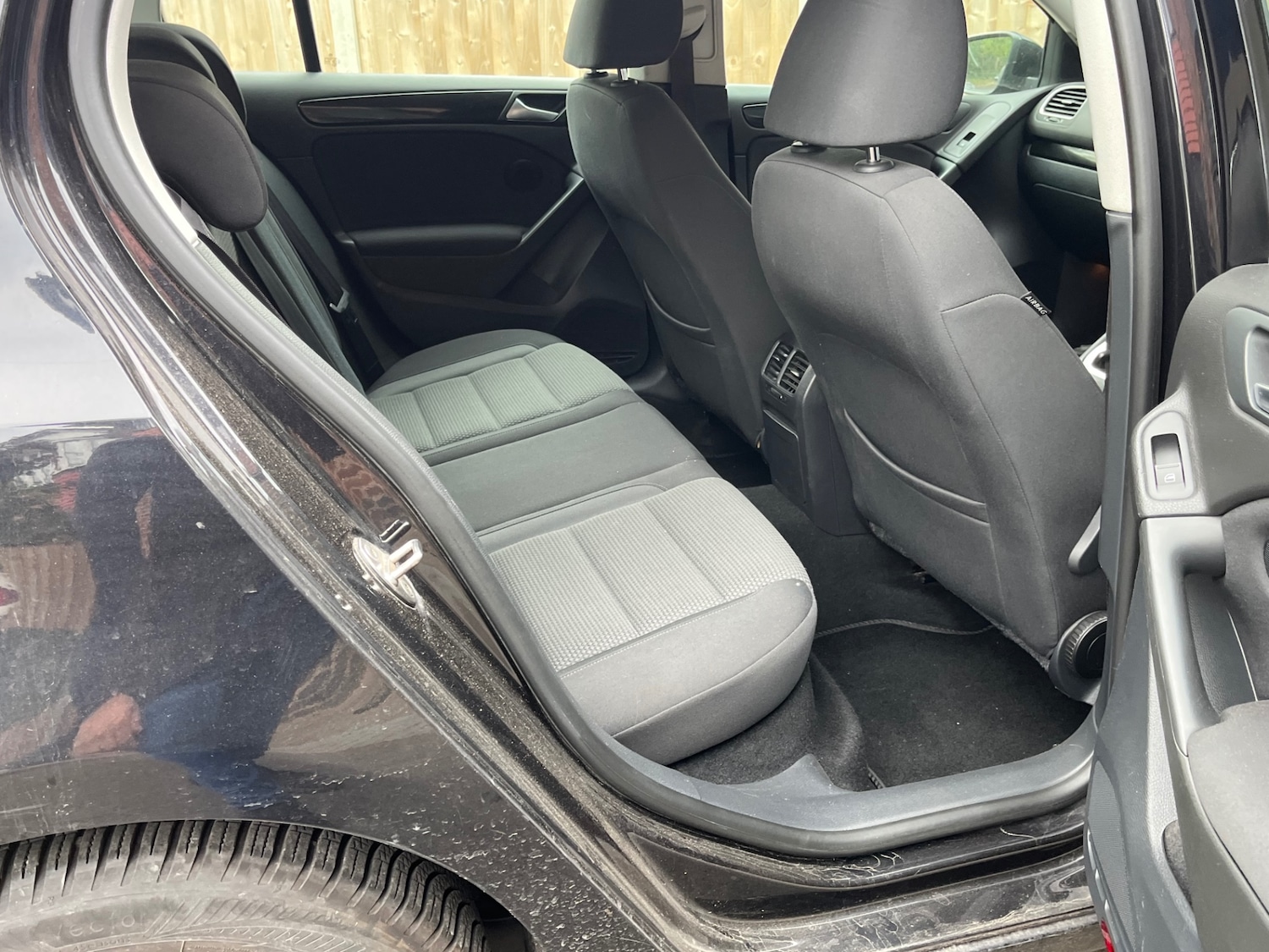 Used Volkswagen Golf 2012 for sale - 77083854: Photo 4