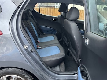 Used Hyundai i10 2014 for sale - 77450622: Photo