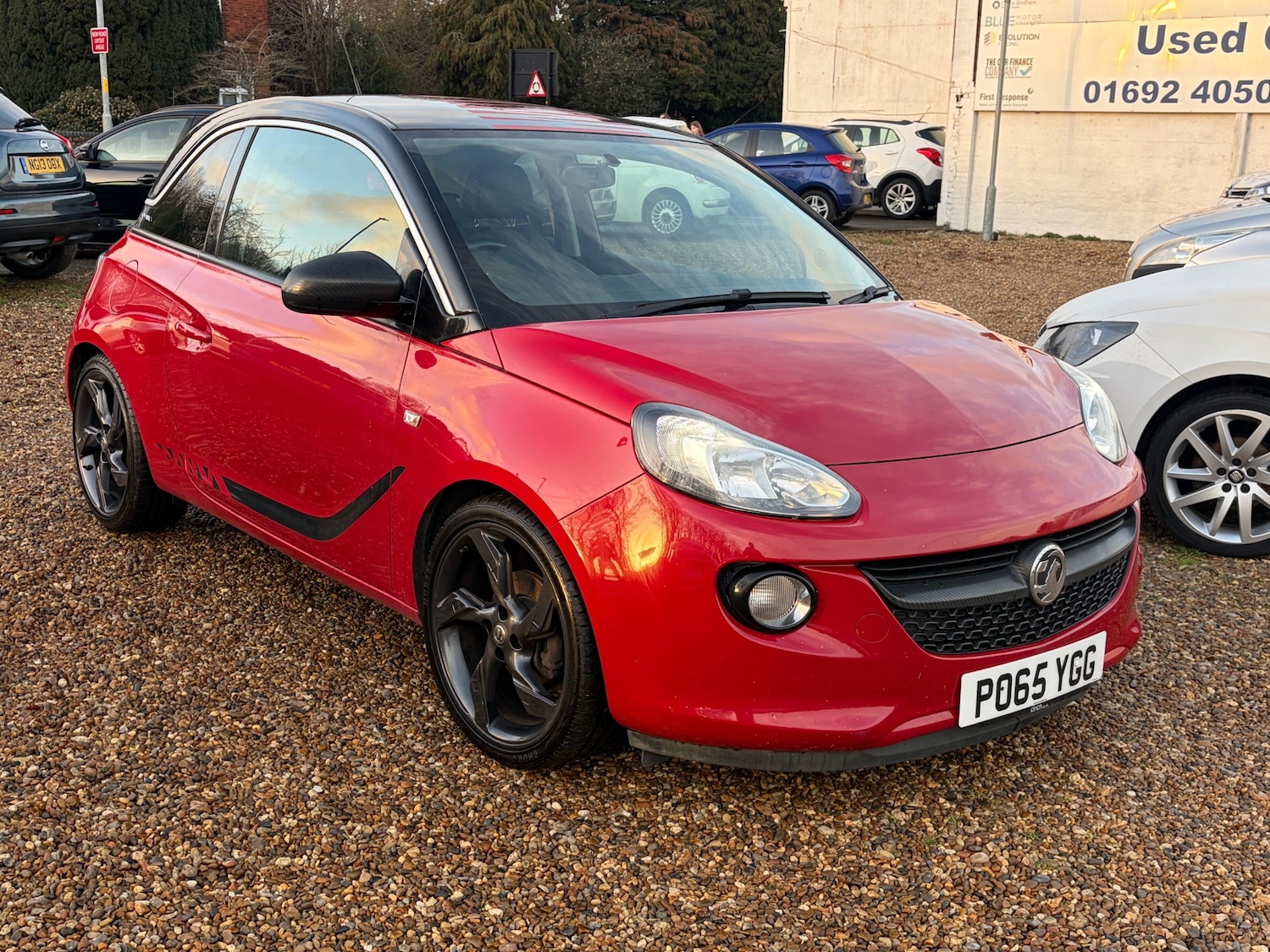 Used Vauxhall ADAM 2015 for sale - 77148610: Photo 2