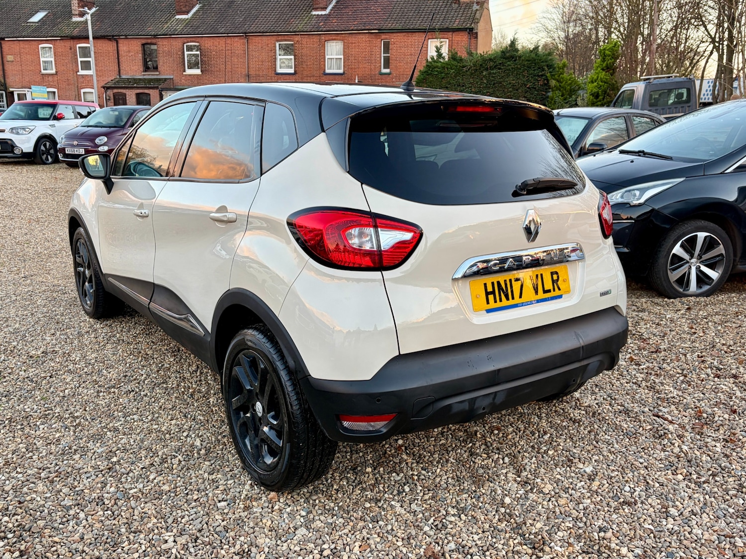 Used Renault Captur 2017 for sale - 76600148: Photo 5