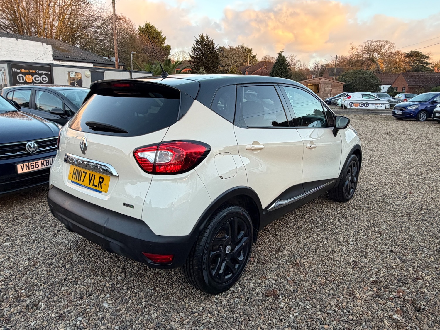 Used Renault Captur 2017 for sale - 76600148: Photo 8