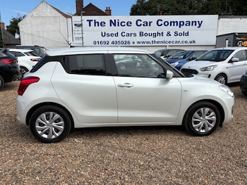 Used Suzuki Swift 2020 for sale - 79320764: Photo