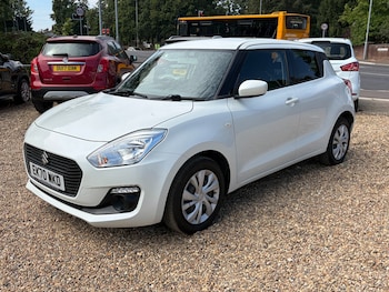 Used Suzuki Swift 2020 for sale - 79320764: Photo